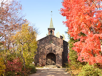 碌山美術館