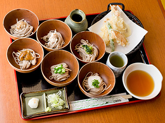 椀子そば膳