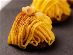▲りょうおもいモンブラン（490円）