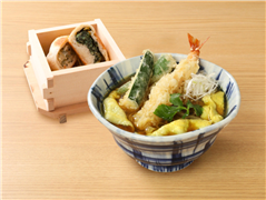 諏訪湖SA（上り）　信州産豚と夏野菜天のカレーそば定食