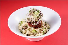 ゴジラの熱線汁なし担々麺