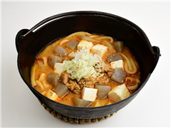 釈迦堂PA（上り)フードコート「豚もつ煮込みうどん」1,000円